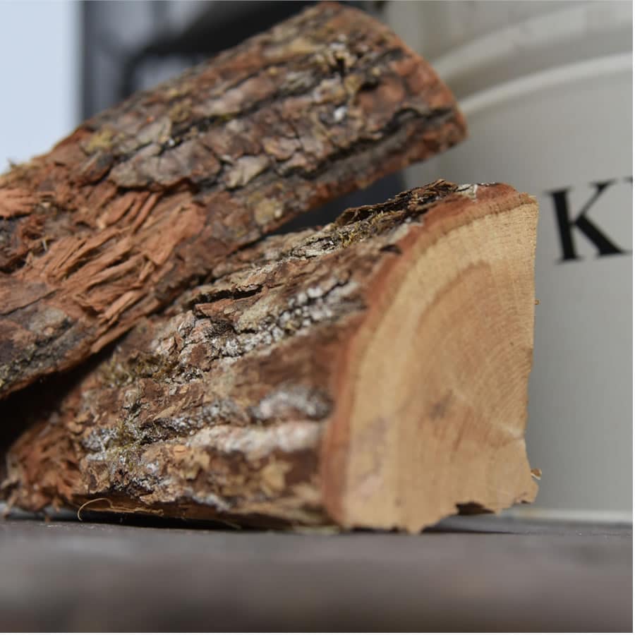 Kiln Dried Oak Firewood from Chimney Cowl Products